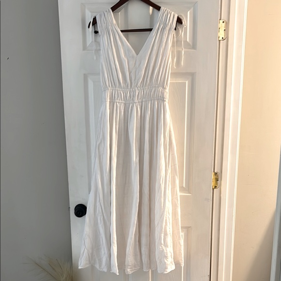 Madewell White V-Neck Sleeveless Dress - Picture 7 of 9